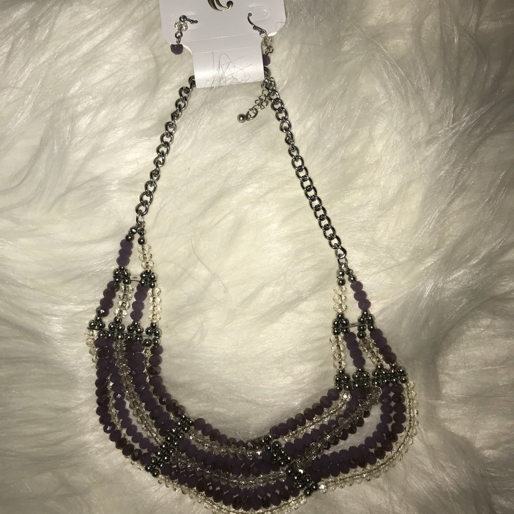 Charming charlie statement necklace